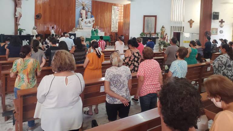 Familia de Mario Eduardo, joven desaparecido en Mazatlán, pide en misa por su regreso