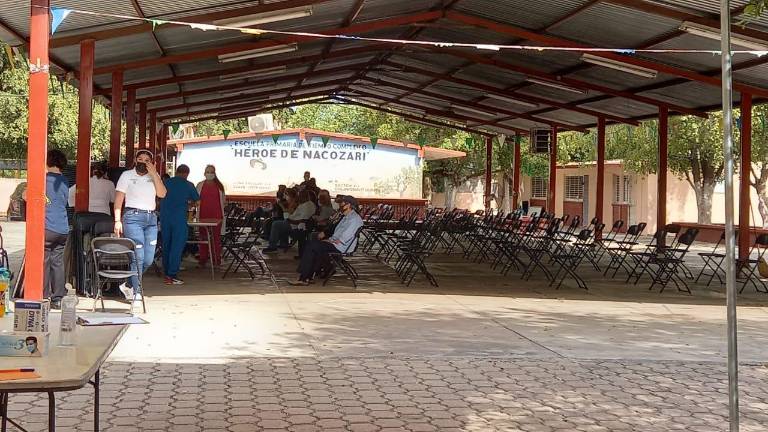 Adultos mayores que fueron vacunados el 6 de abril son quienes recibirán la segunda dosis este 1 de junio.