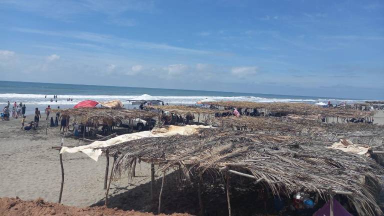 Rentar una enramada cuesta 200 pesos.