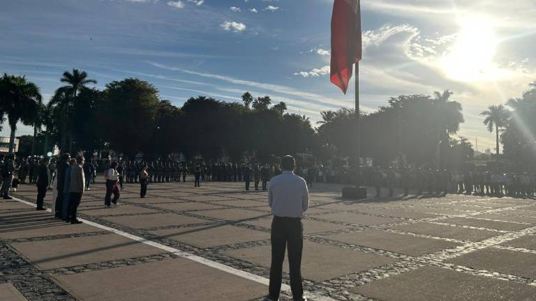 Ceremonia cívica para conmemorar a la Constitución Mexicana.