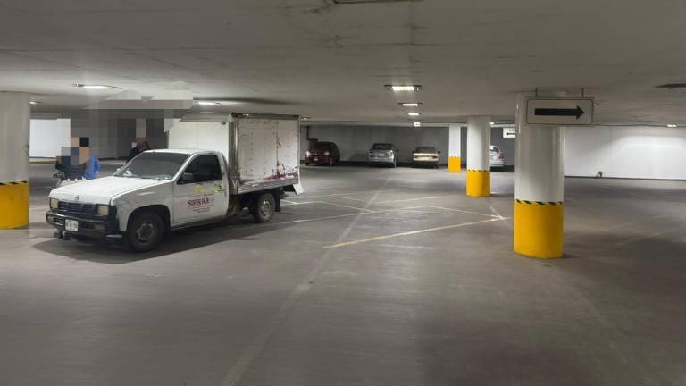 La camioneta estaría ligada al ataque a balazos contra diputados de Movimiento Ciudadano este miércoles en Culiacán.