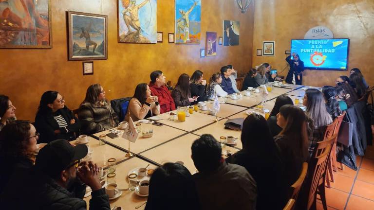 Campaña de promoción en Durango y Torreón para atraer visitantes durante el Carnaval de Mazatlán.