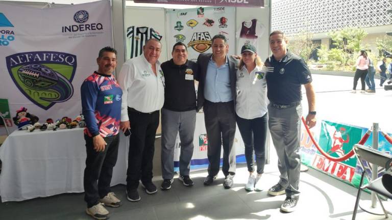 La Asociación de Futbol Americano de Sinaloa estuvo en la Cámara de Diputados para promover dicha disciplina.