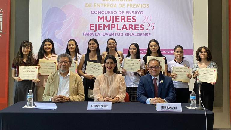Reconoce El Colegio de Sinaloa a ganadoras de concurso de ensayo Mujeres Ejemplares para la Juventud Sinaloense.