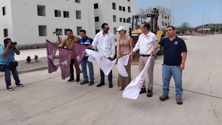 El Gobierno de Mazatlán pone en marcha la construcción de un subcolectar en zona de Viviendas del Bienestar.