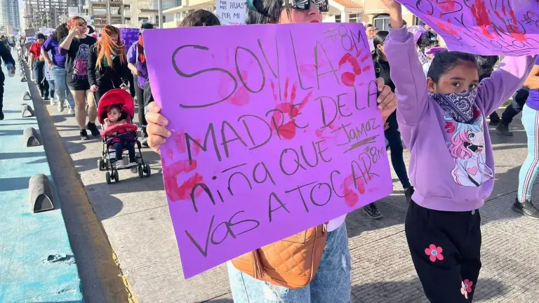 Cientos de mujeres se reunirán en la Avenida del Mar para formar parte de la Marcha 8M en conmemoración del Día Internacional de la Mujer.