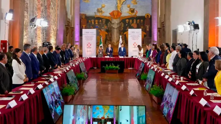 Las autoridades educativas federales y estatales acordaron mantener el calendario escolar original.