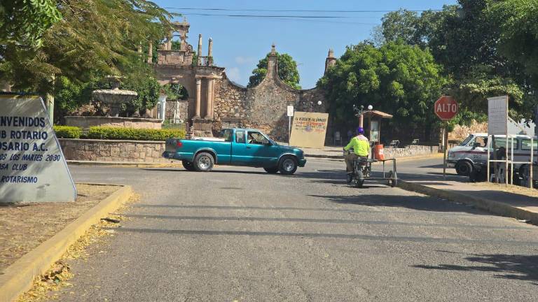 En Rosario vecinos piden que se pinten los reductores de velocidad.