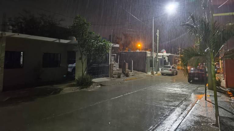 Durante la noche en Rosario se registraron lluvias después de una jornada nublada.