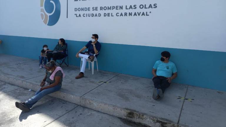 Mazatlán vive ‘jornada tranquila’ en centros de vacunación Covid-19