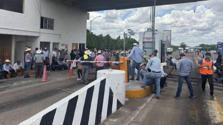 Toma de una de las casetas de Sinaloa durante una manifestación de 2025.