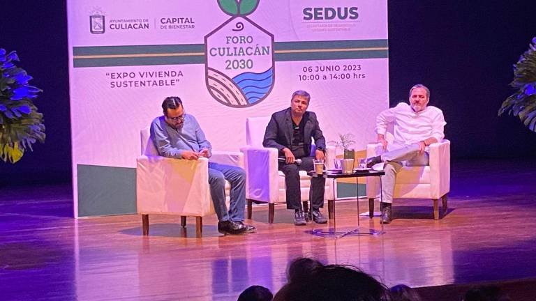 Encuentro del Foro Culiacán 2030 en el que se plantean diferentes alternativas para el desarrollo del Municipio.