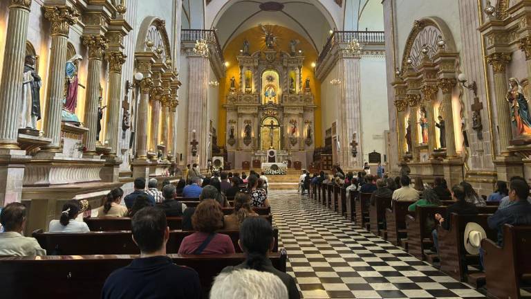La capital sinaloense se unió a la tradicional celebración de la Exaltación de la Santa Cruz.