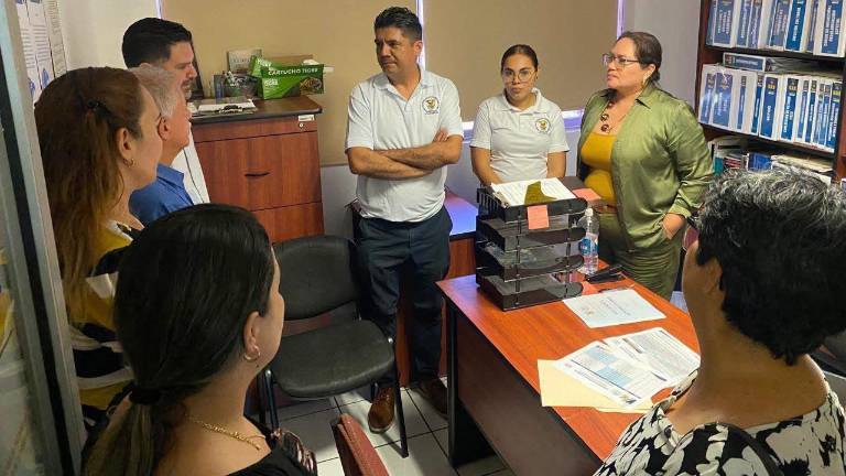 Personal de la UAS en la zona sur se alista para preparar el regreso a clases.