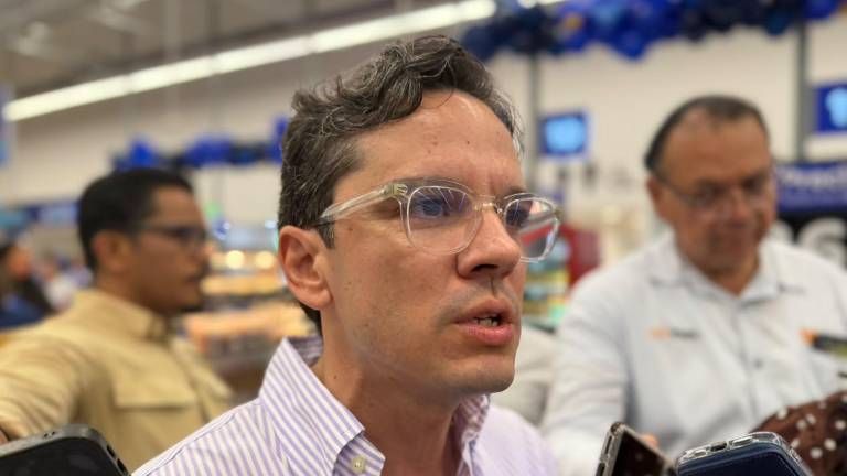 El Secretario de Economía Diego Armando Aguerrebere Espitia habla del apoyo a fabricantes de uniformes escolares gratuitos.