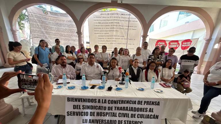 Trabajadores del Hospital Civil de Culiacán denuncian supuestas irregularidades en la dirigencia sindical.