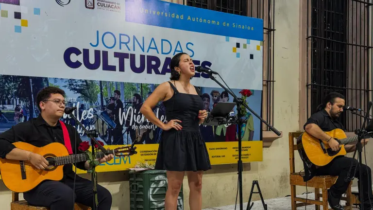 Esly Jiménez, Armando Quintero y Emmanuel Mendoza crearon una atmósfera llena de sensibilidad e intensidad en el Paseo del Ángel, en Culiacán.