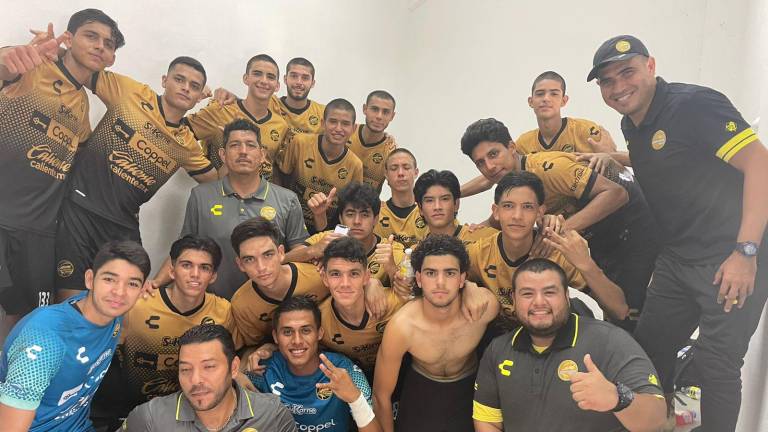 Dorados de Sinaloa mantiene el paso en la Tercera División