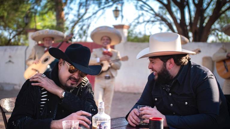 Pepe Aguilar y El Fantasma