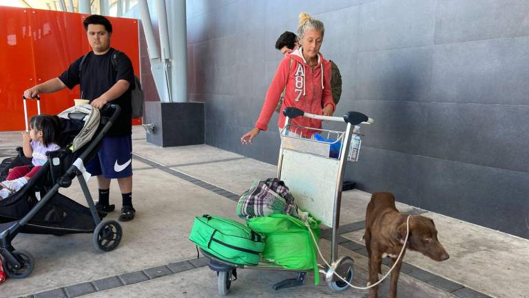 Se mantiene varada ciudadana estonia en Aeropuerto de Mazatlán; autoridades estonias desconocían caso