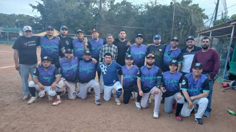 Radiadores Toño toma ventaja en la final de la Liga Sabatina.