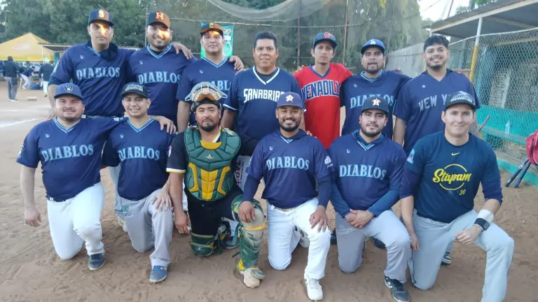 Diablos brillan en la Liga Sabatina con triunfo 6-2 sobre Promaplay.