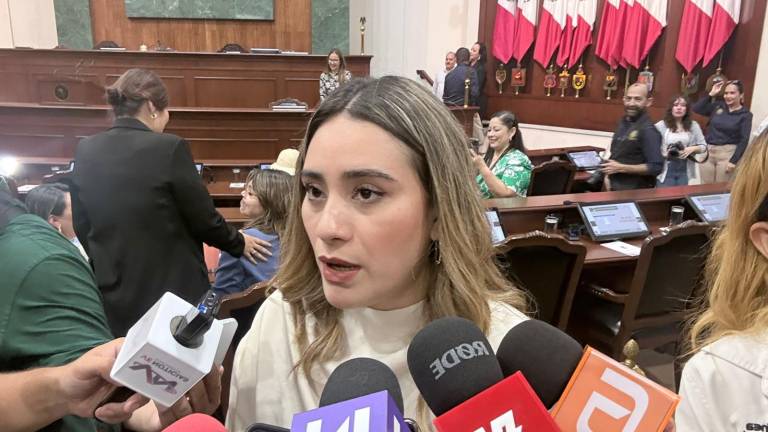 Brenda Rocío García Félix , titular de Semujeres, informó que se brinda acompañamiento a la familia de la mujer asesinada en una heladería de Culiacán.