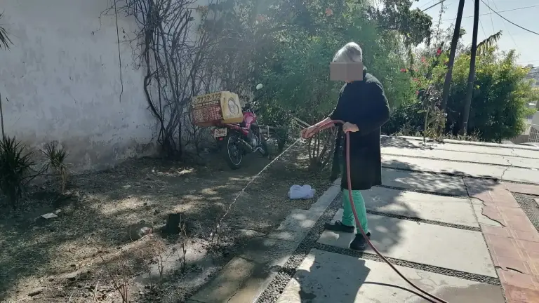 Vecinos de Cañadas denuncian desabasto de agua potable sin explicación oficial.