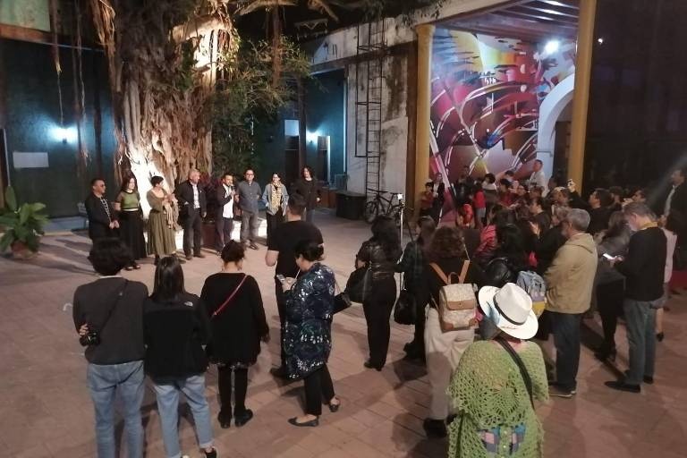 Inauguran instalación in situ en la galería Antonio López Sáenz