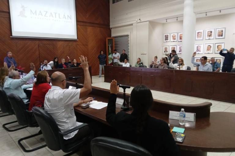 Aprueba Cabildo de Mazatlán condonación del 50% en multas y recargos a deudores del ISAI