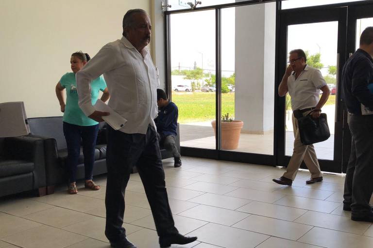 Suman más acusaciones de viudas de policías contra Estrada Ferreiro