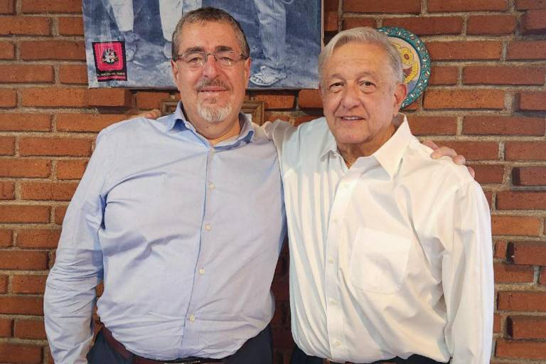 AMLO se reúne con Bernardo Arévalo, Presidente electo de Guatemala