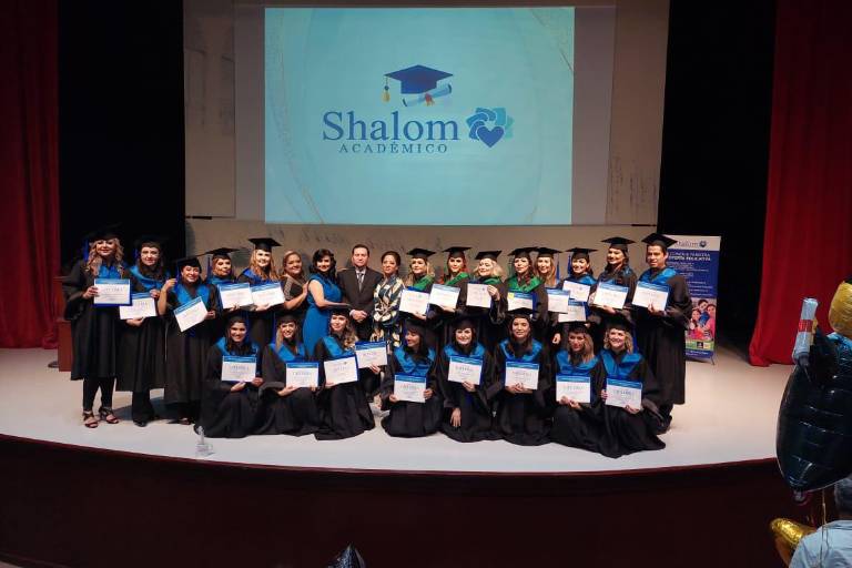 Culminan sus estudios terapeutas y educadores para la familia del Instituto de Terapia Sistémica Shalom