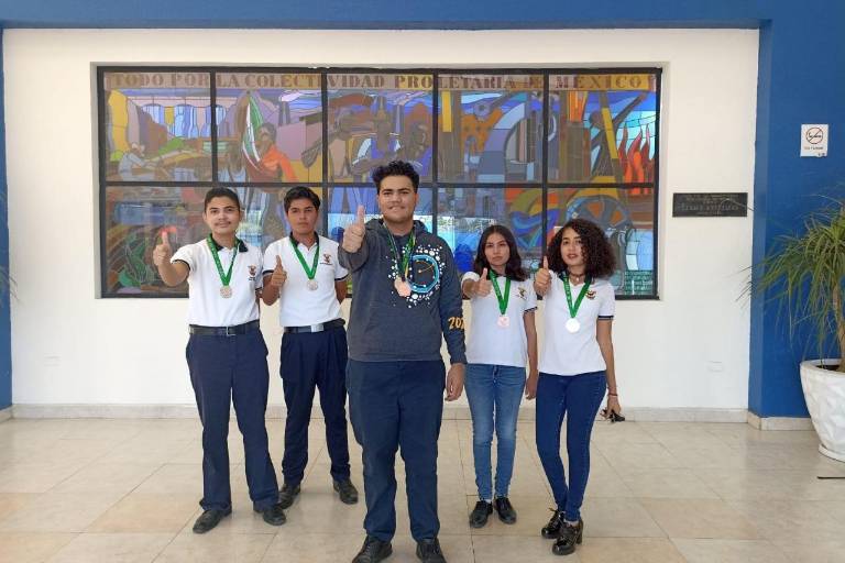 Jóvenes de la UAS dan muestra de la excelencia académica en el bachillerato