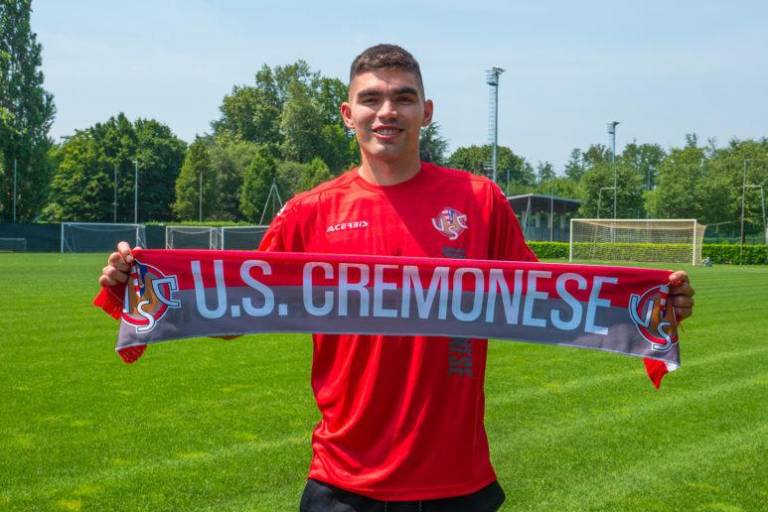 Johan Vásquez es nuevo jugador del Cremonese de Italia