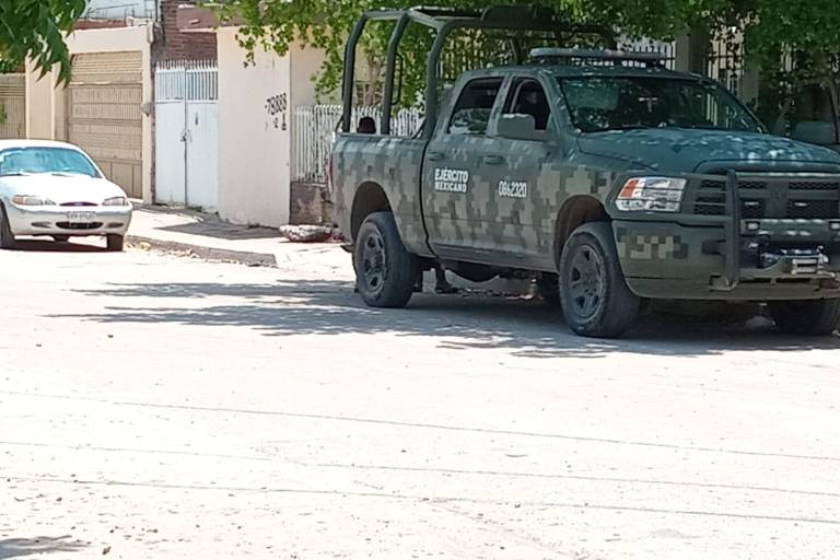 Acude la FGR a casa asegurada en Culiacán la noche del lunes