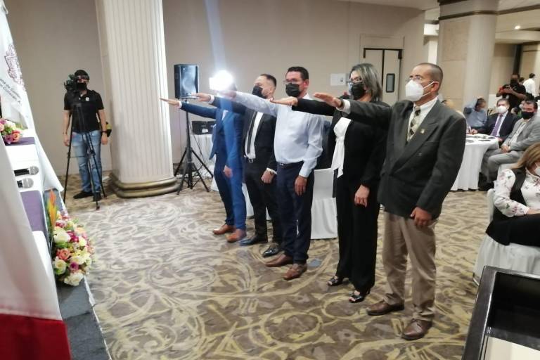 Es Martín Osuna el Contador del Año