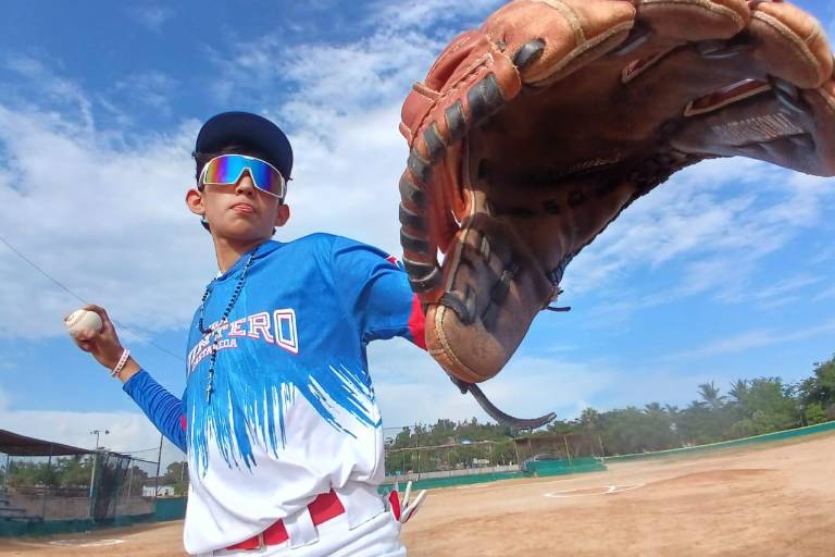 Mazatleco Rubén Maldonado es firmado por Sultanes de Monterrey