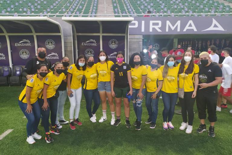 El Kraken se pone de gala al inaugurarse la Copa Mazatlán de Futbol 11