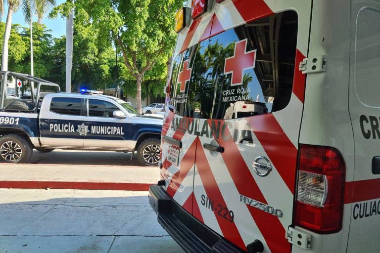 Vendedora de elotes en Culiacán resulta lesionada al explotar tanque de gas