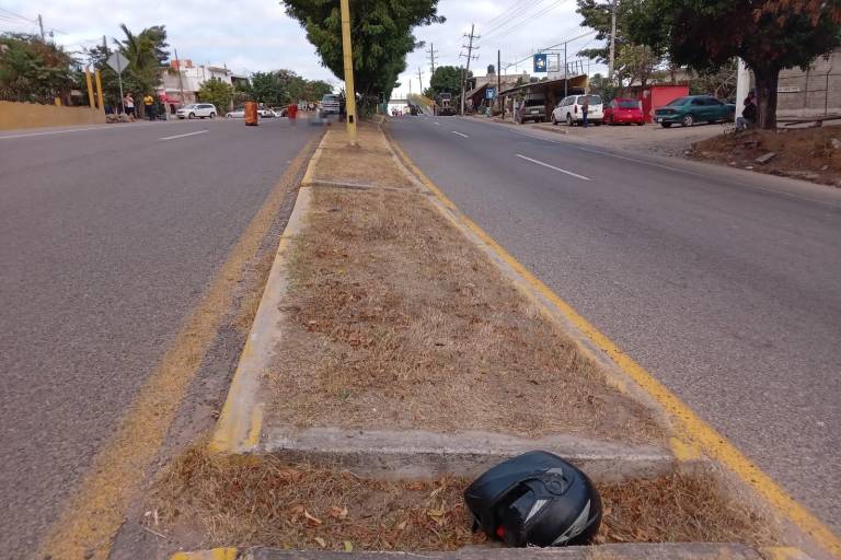 Motociclista muere tras ser embestido por vehículo en Rosario