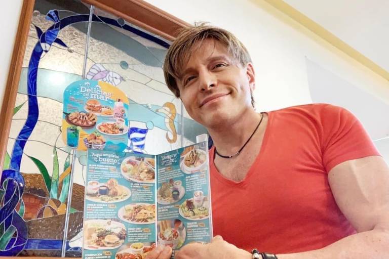 Mario Iván Martínez queda fascinado con Restaurante Panamá