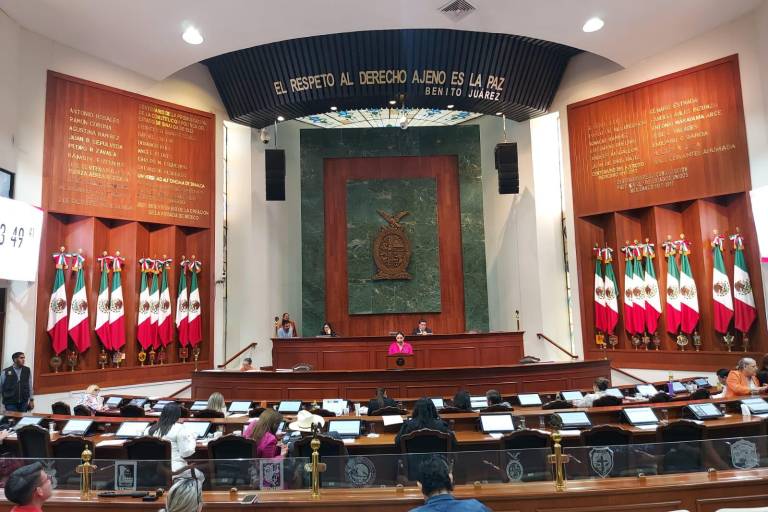 Desechan iniciativa del PAS tras dos horas de receso para su discusión