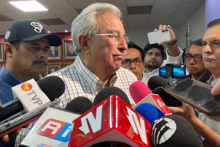 Llama Rocha Moya a ‘cuidarse del agua’ tras muerte de hombre en canal de Culiacán