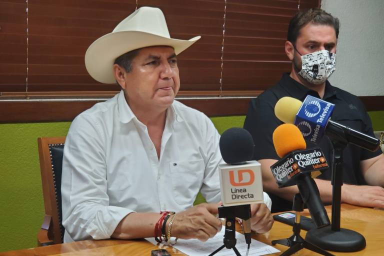 Faustino Hernández reconoce triunfo de Estrada Ferreiro