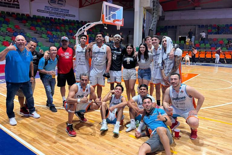 Delfines de Mazatlán cierra con derrota gira por Baja California