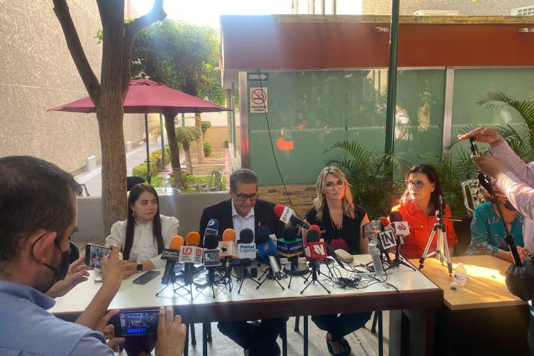 Por unanimidad, Diputados del Congreso de Sinaloa quitan fuero a Alcalde de Culiacán, Jesús Estrada Ferreiro