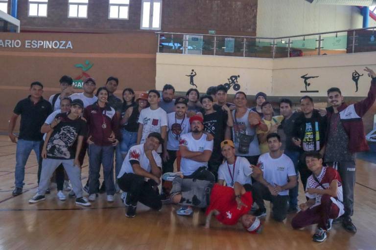 Fijan mazatlecos precedente en las eliminatorias estatales de Break Dance