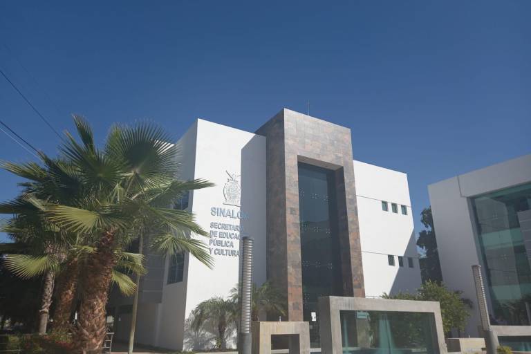 Se prepara SEPyC para ceder la dependencia a la administración de Rocha Moya