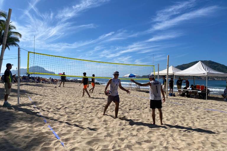 Domina Mazatlán el Zonal de voleibol de playa